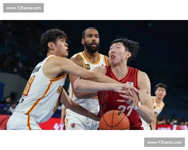 CBA焦点战激烈对决最终比分揭晓引发季后赛格局震荡球迷热议 CBA焦点战激烈对决最终比分揭晓引发季后赛格局震荡球迷热议