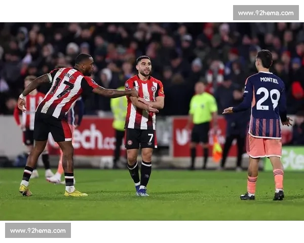 精彩回顾与前瞻解析足球比赛最新动态全纪录